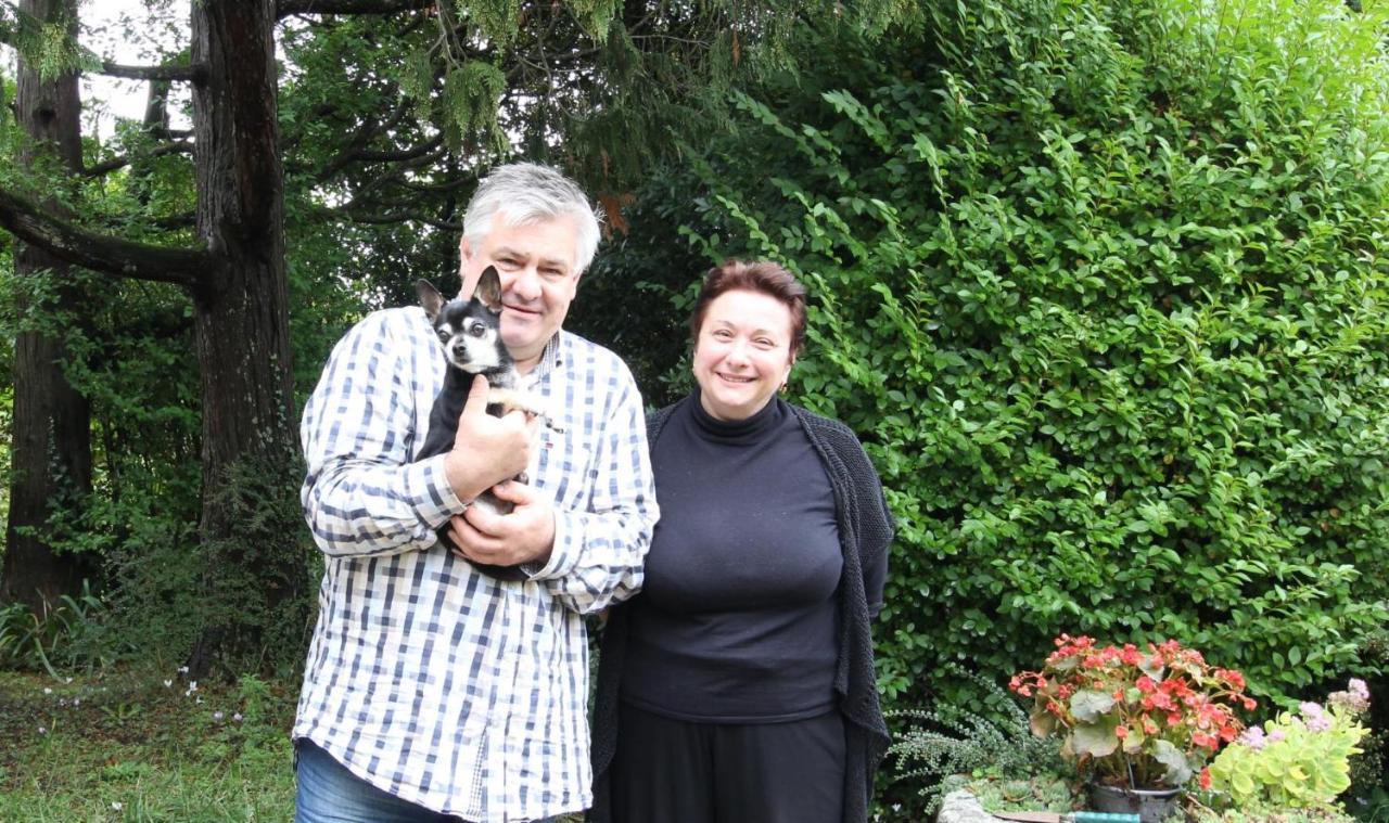 Bed and Breakfast Le Vieux Manoir Carolles Exterior foto
