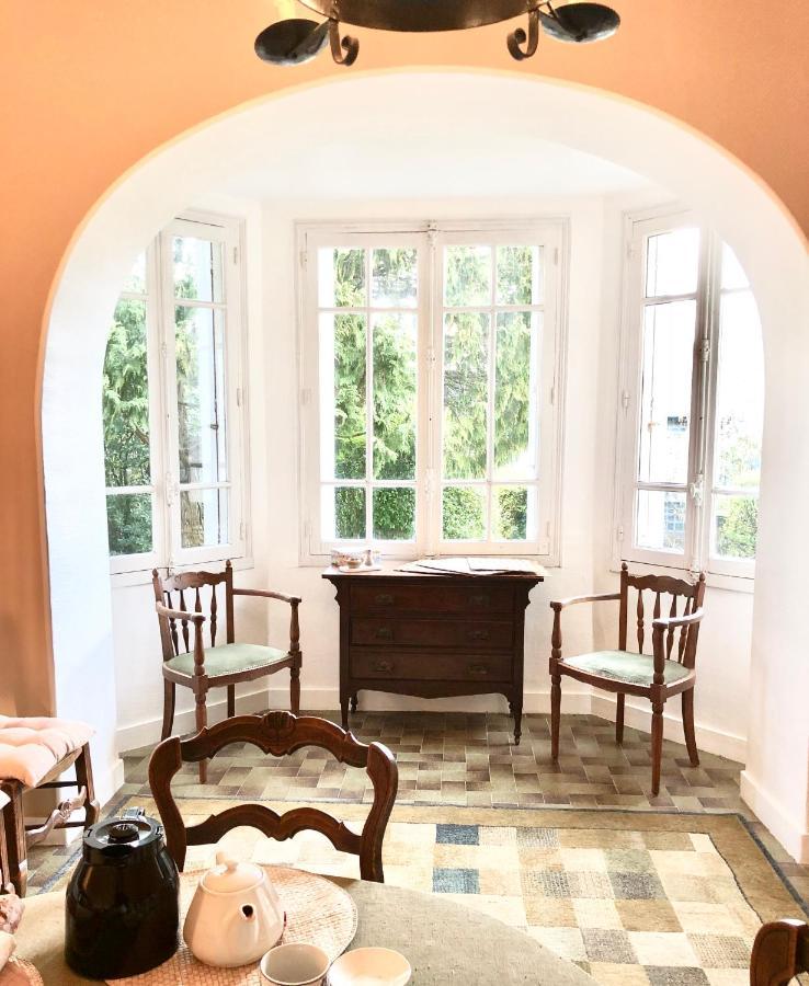 Bed and Breakfast Le Vieux Manoir Carolles Exterior foto